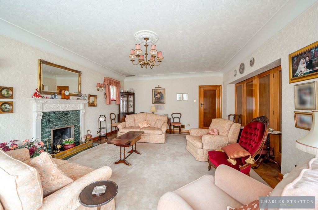 Property photo 3 of 22