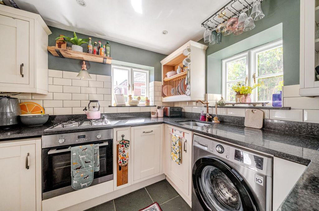 Property photo 3 of 13