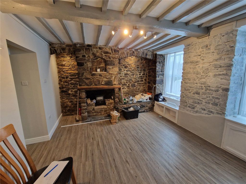 Property photo 3 of 8 Picture No. 07