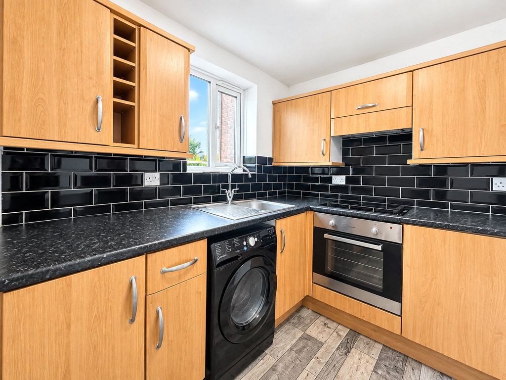 Property photo 2 of 10 Picture No. 04