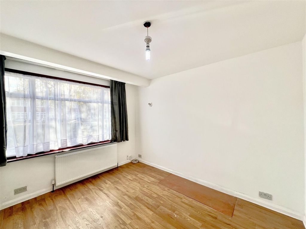 Property photo 2 of 11 Bedroom Four