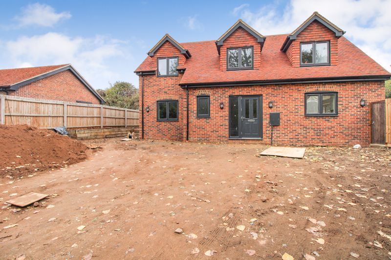 Property photo 1 of 21 Front