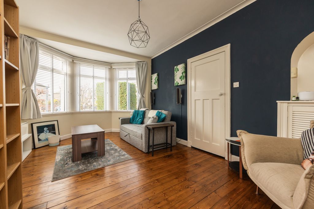 Property photo 2 of 19 Property Image 2