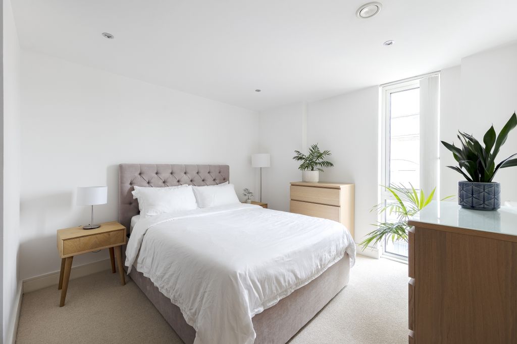 Property photo 3 of 11 094A3002-Hdr-Edit