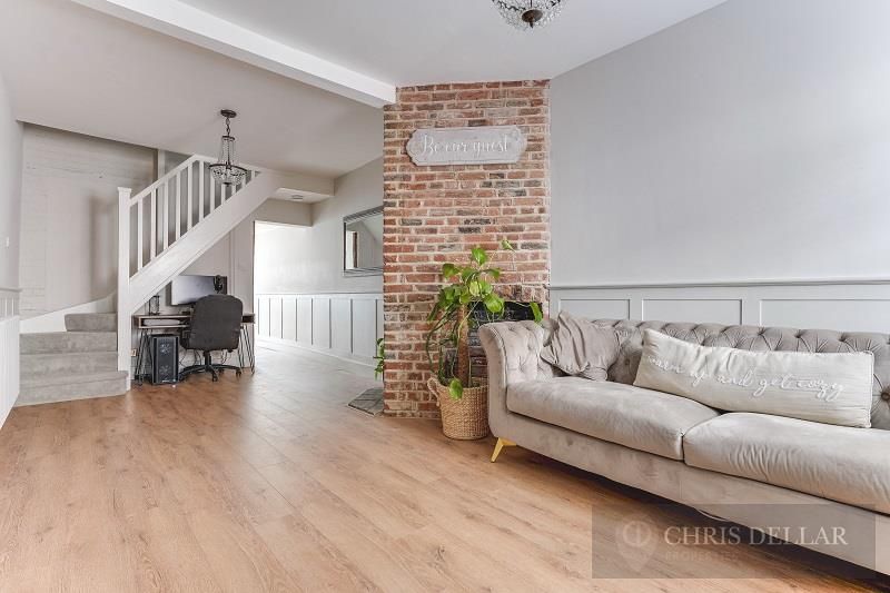 Property photo 2 of 22 High Street Buntingford Wm-24.Jpg