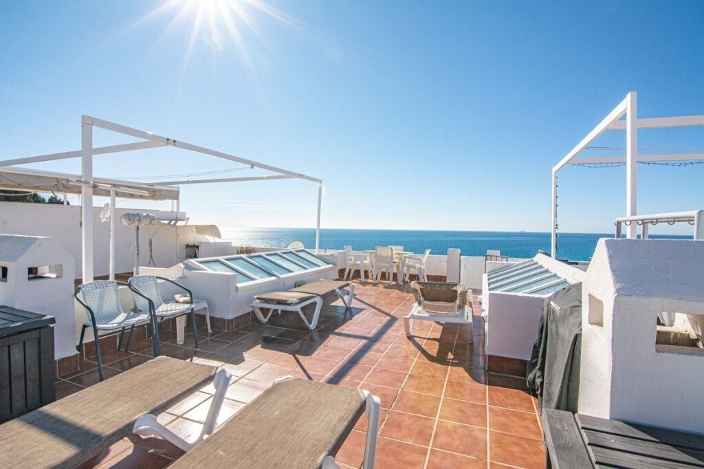 Property photo 3 of 10 Roof Terrace