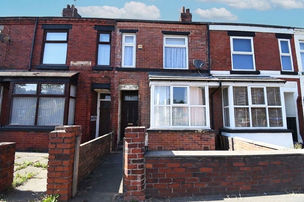 Property photo 2 of 10