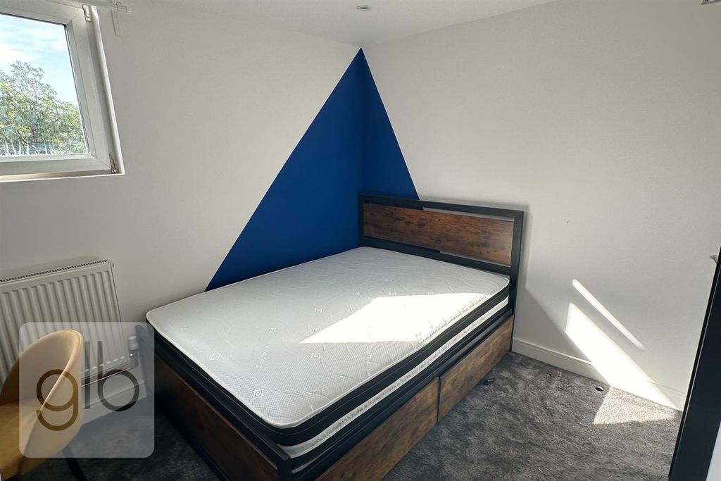 Property photo 2 of 11 2.Png