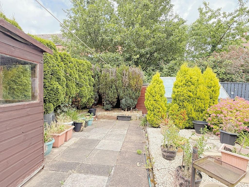 Property photo 2 of 18 Rear Garden