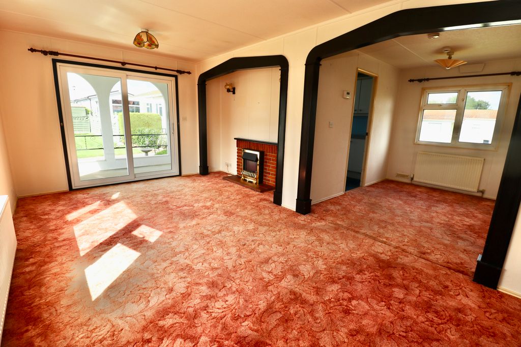 Property photo 2 of 13 Img_8732