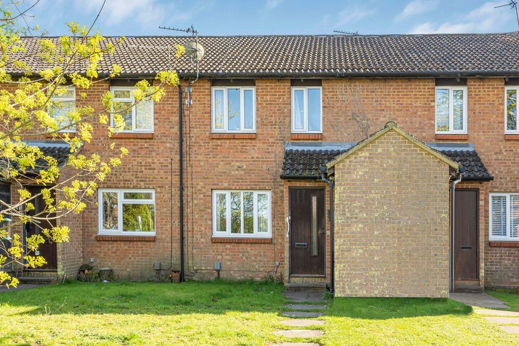 Property photo 1 of 8 Exterior