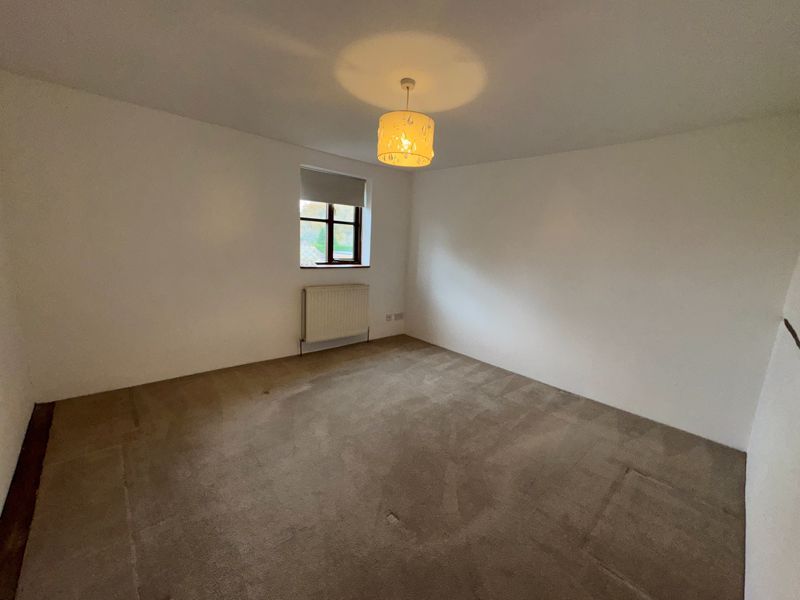 Property photo 3 of 17 Photo 14