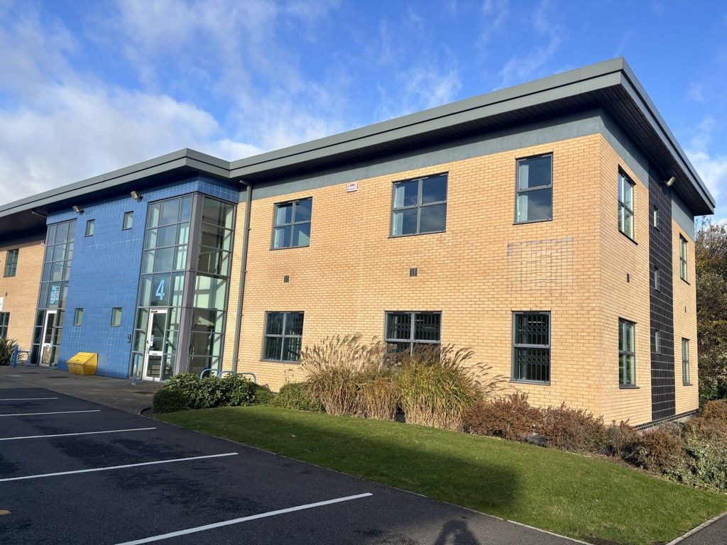 Property photo 1 of 12 Photo 6