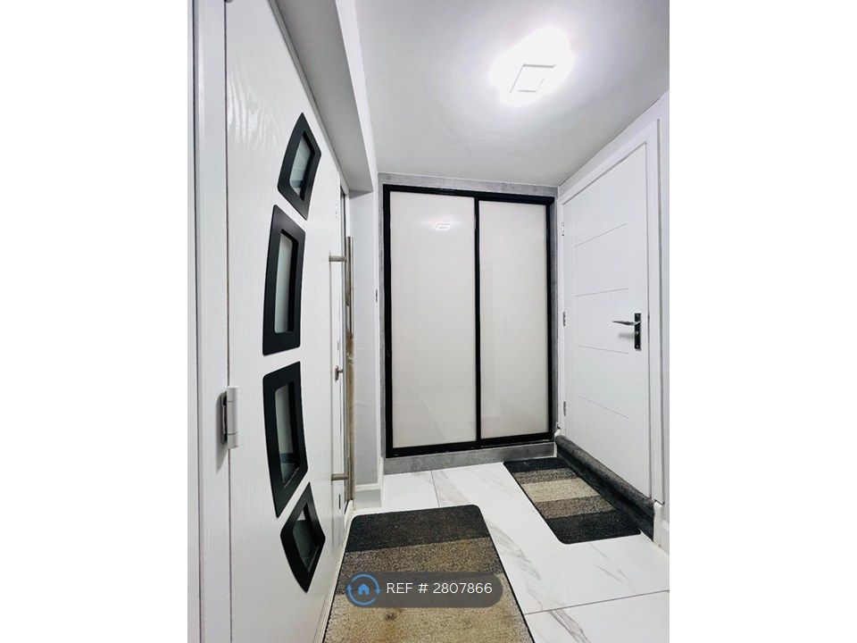 Property photo 3 of 18 Porch View