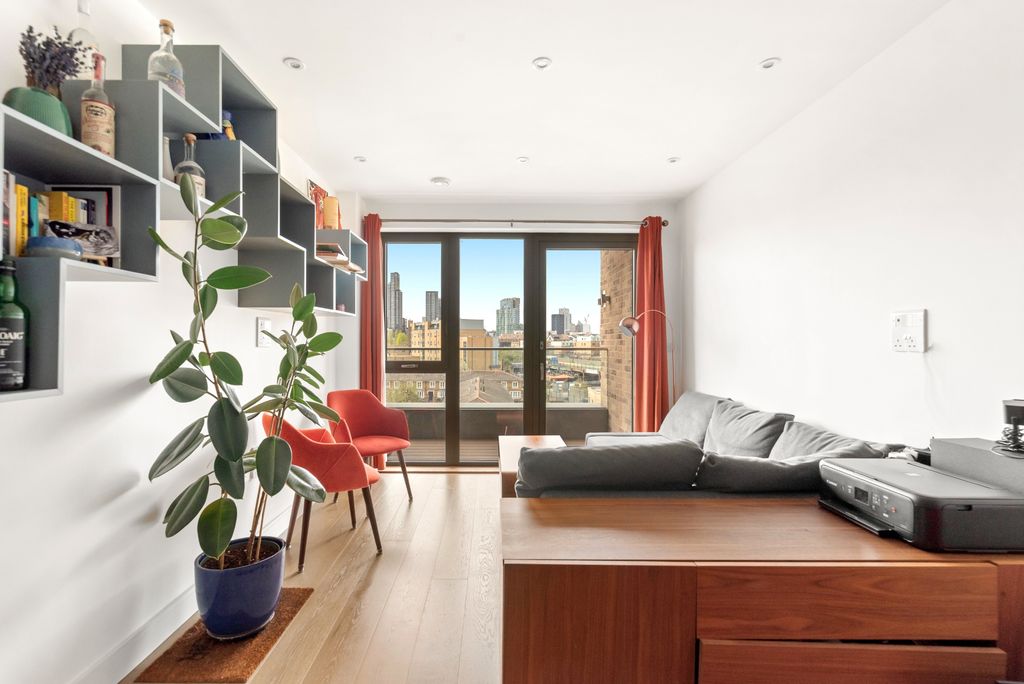 Property photo 1 of 24 Reception