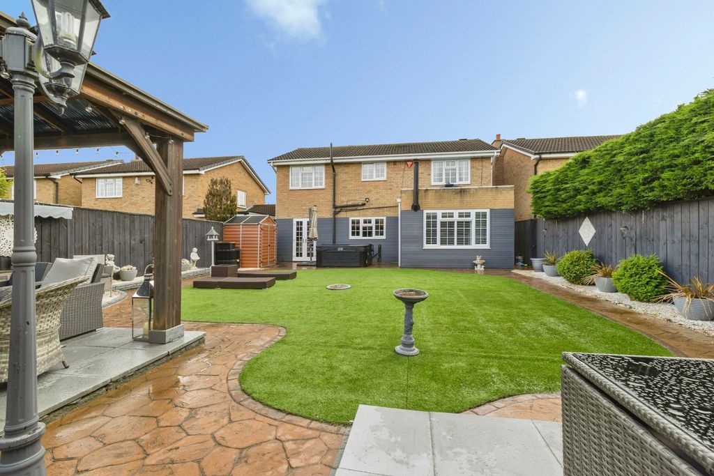 Property photo 2 of 24 Pbox-Img.Jpg