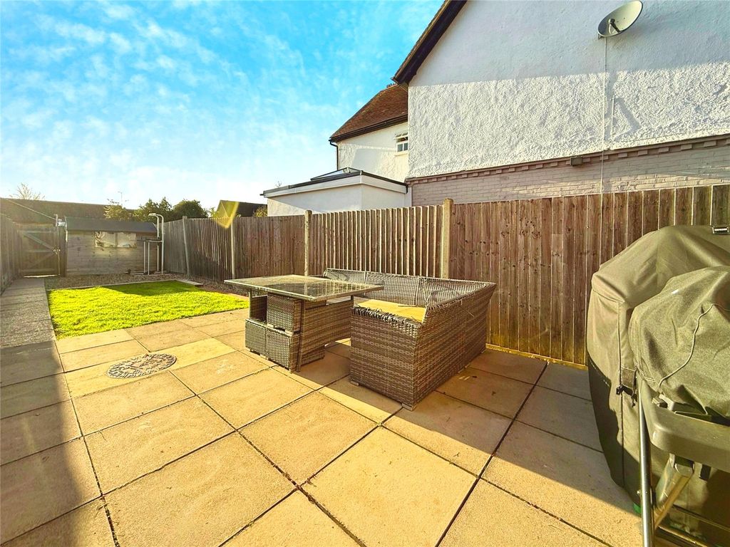 Property photo 2 of 17 Picture No. 12