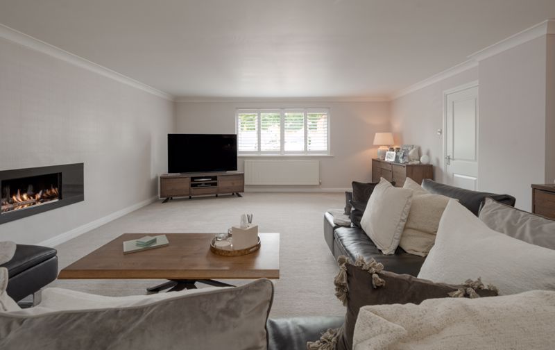 Property photo 3 of 44 Photo 23