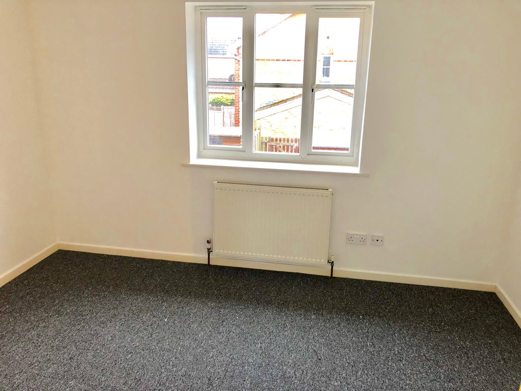 Property photo 2 of 7 Bedroom 2