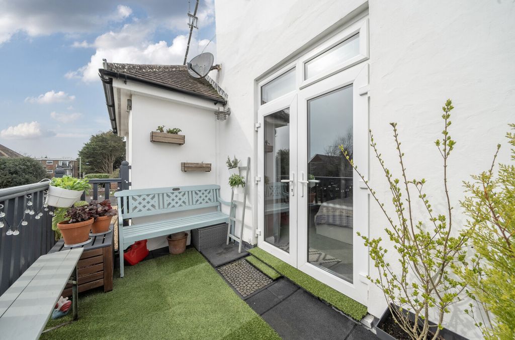 Property photo 3 of 21 1429828-18-69B419...