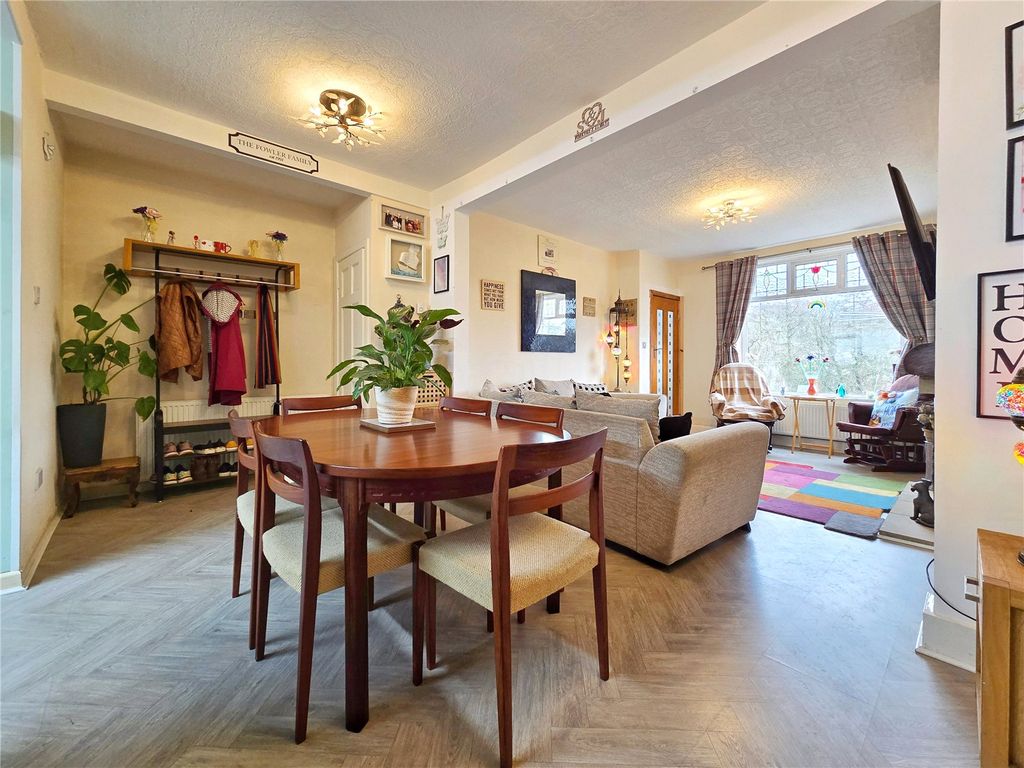 Property photo 2 of 16 Dining Room &amp; Lounge