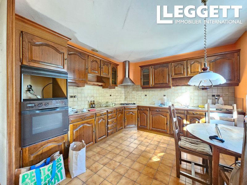 Property photo 3 of 10