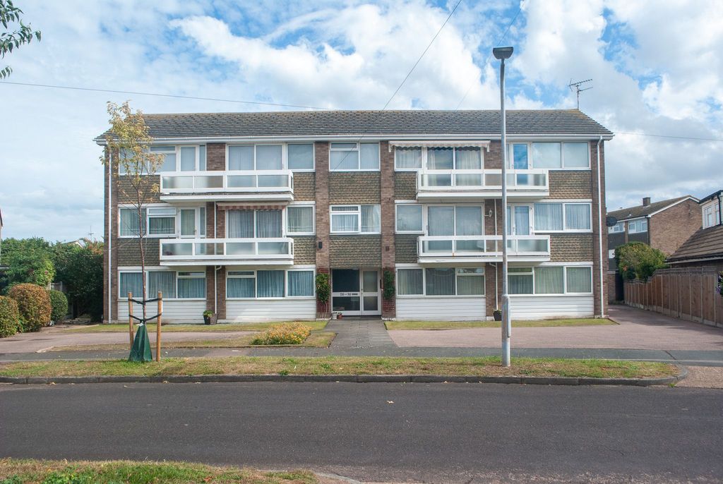 Property photo 1 of 11