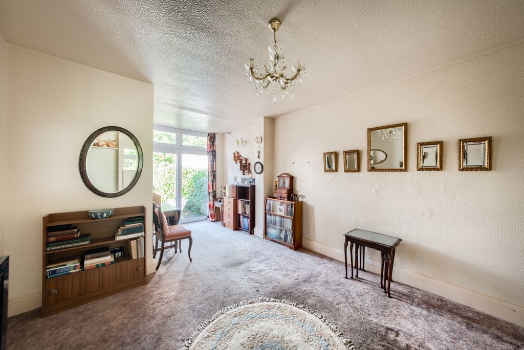 Property photo 2 of 24 Xh2A6291-Hdr(3)