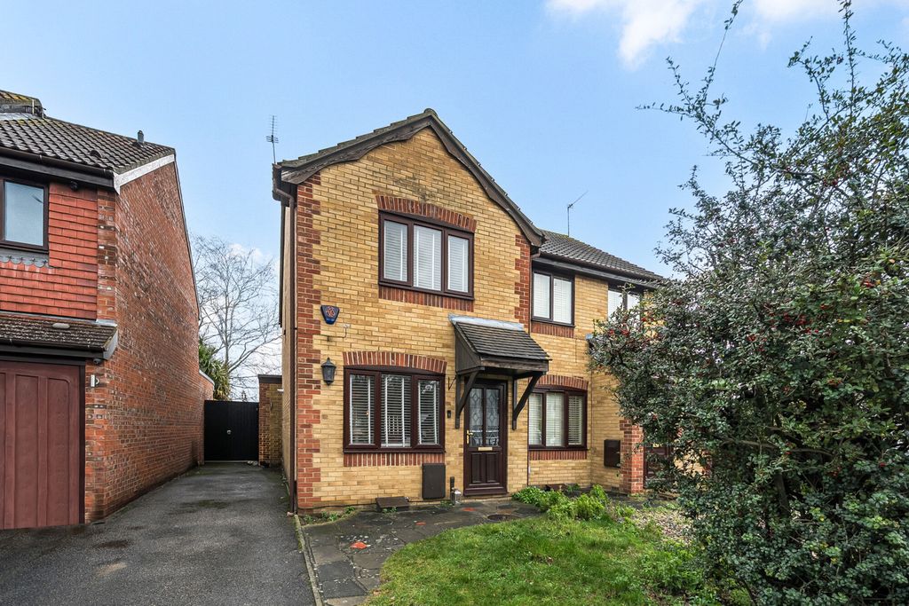 Property photo 1 of 22 External