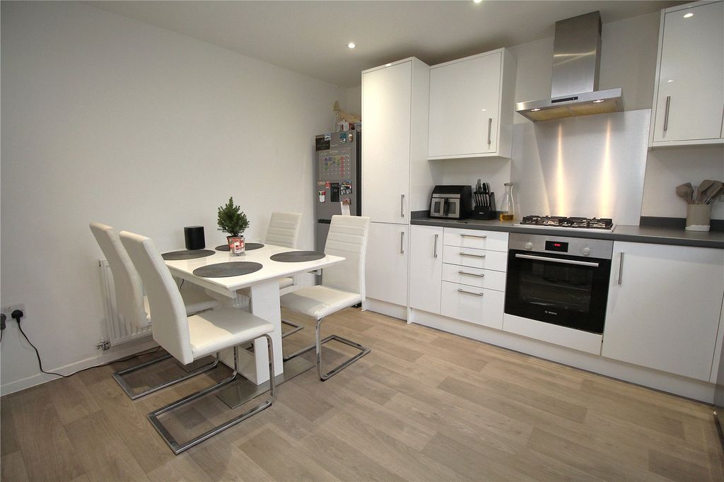 Property photo 3 of 10 Picture No. 13