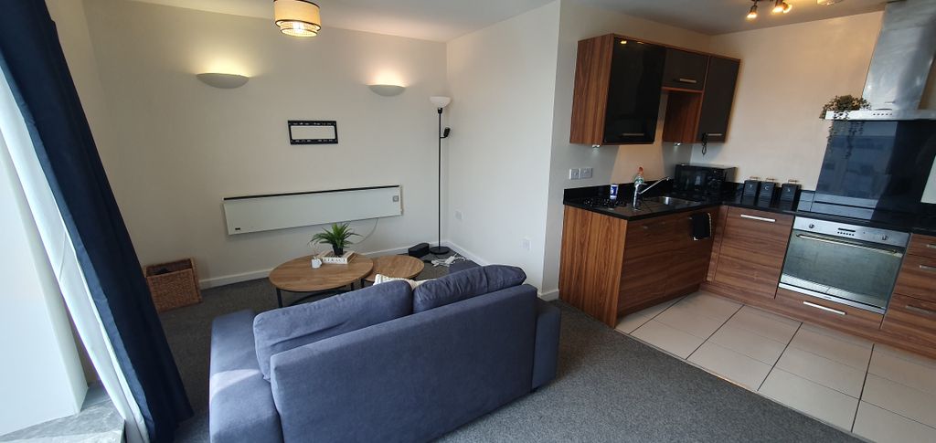 Property photo 2 of 12