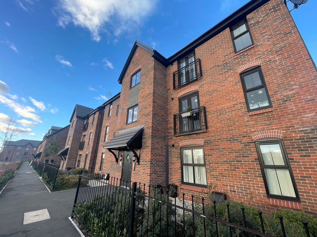 Property photo 2 of 13