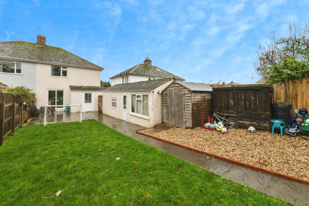 Property photo 2 of 15