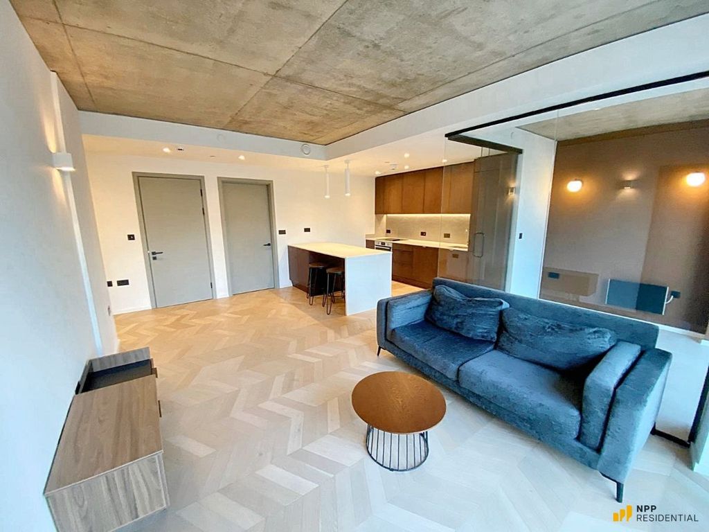 Property photo 3 of 24