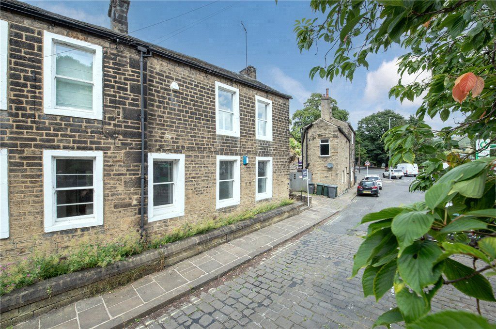 Property photo 1 of 15 Exter