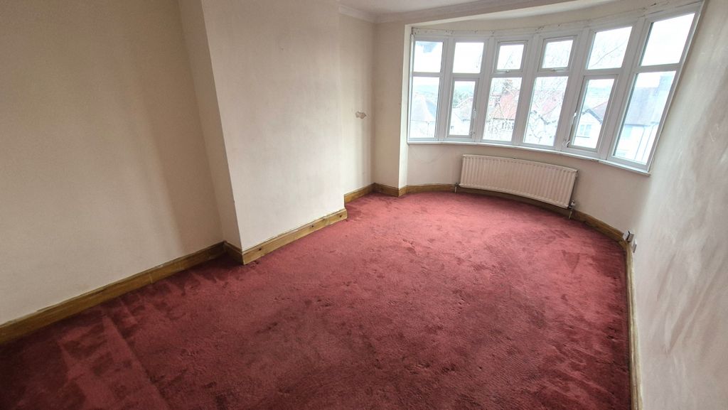 Additional image 8 of 3 bed semi-detached house for saleHay Lane, Kingsbury NW9