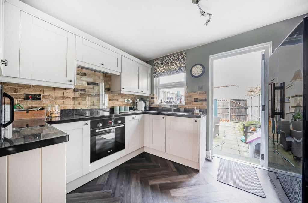 Property photo 2 of 16 Kitchen