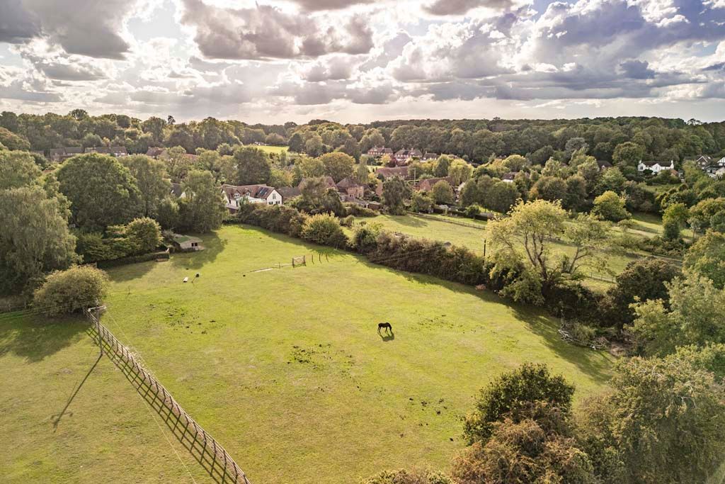 Property photo 2 of 24