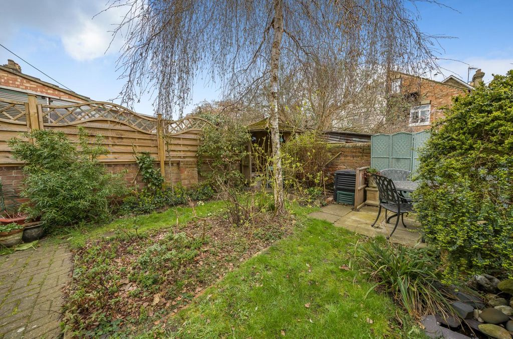 Property photo 3 of 17 Garden i.Jpg