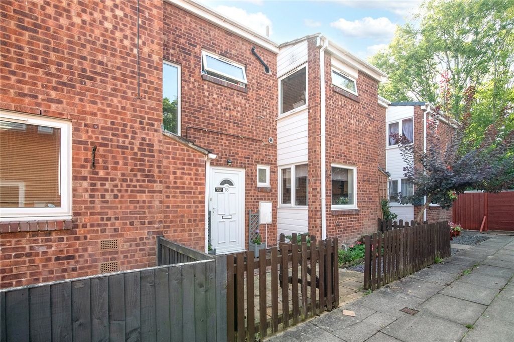 Property photo 1 of 16 Picture No. 19