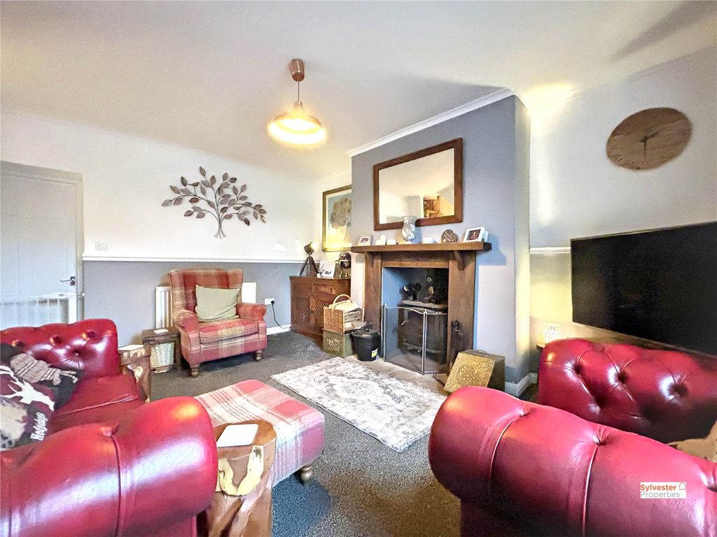 Property photo 3 of 23 Picture No. 05