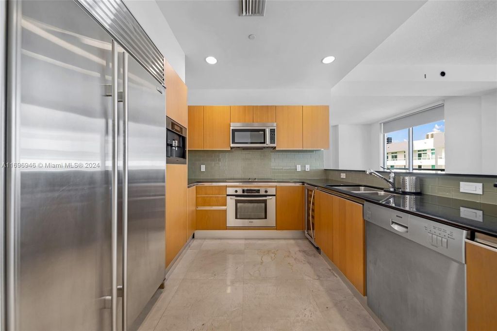 Property photo 3 of 29 <Alttext/>