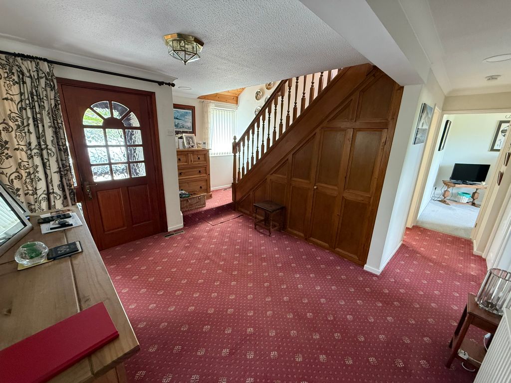 Property photo 2 of 24