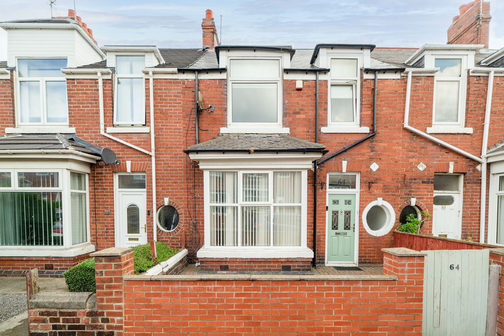 Property photo 1 of 11