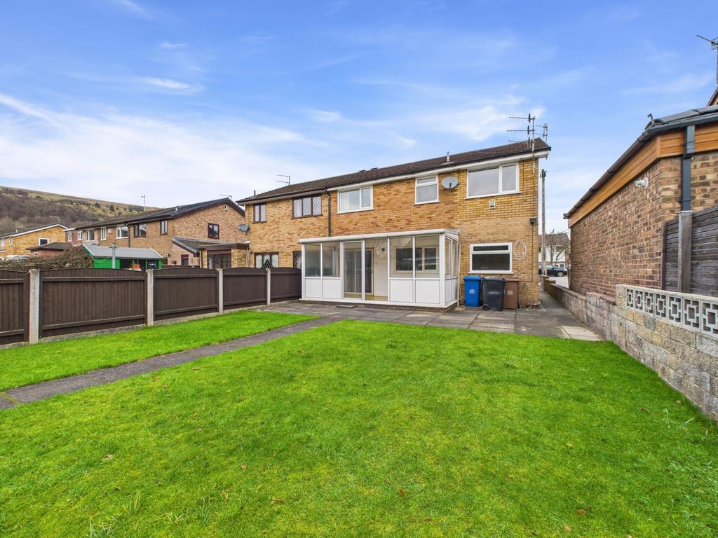 Property photo 2 of 29 Cam02093G0-Pr0068-Still035