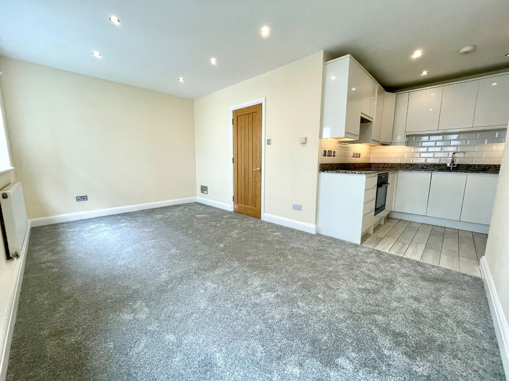 Property photo 3 of 9 3531203