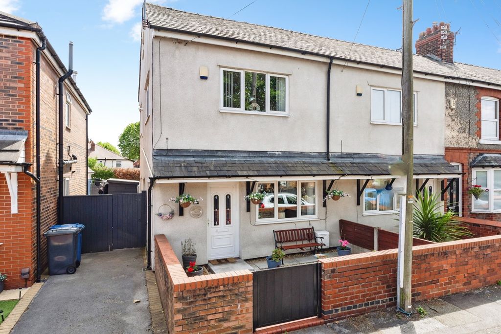 Property photo 1 of 16 Pbox-Img.Jpg