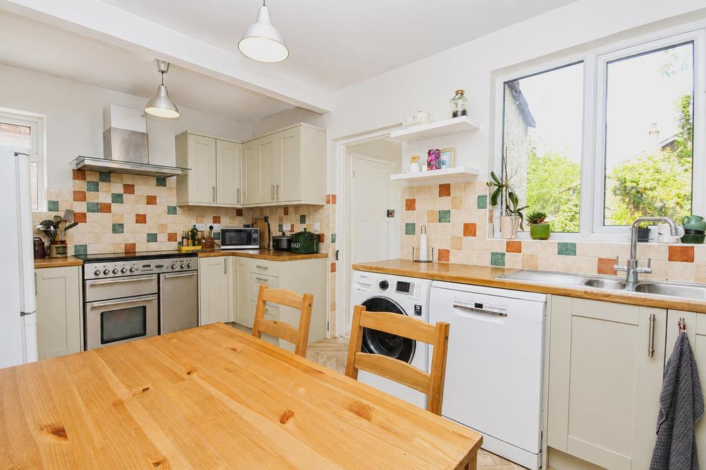 Property photo 3 of 18 1A746809-0724-4B36-821A-06074Bc7d75A.Png