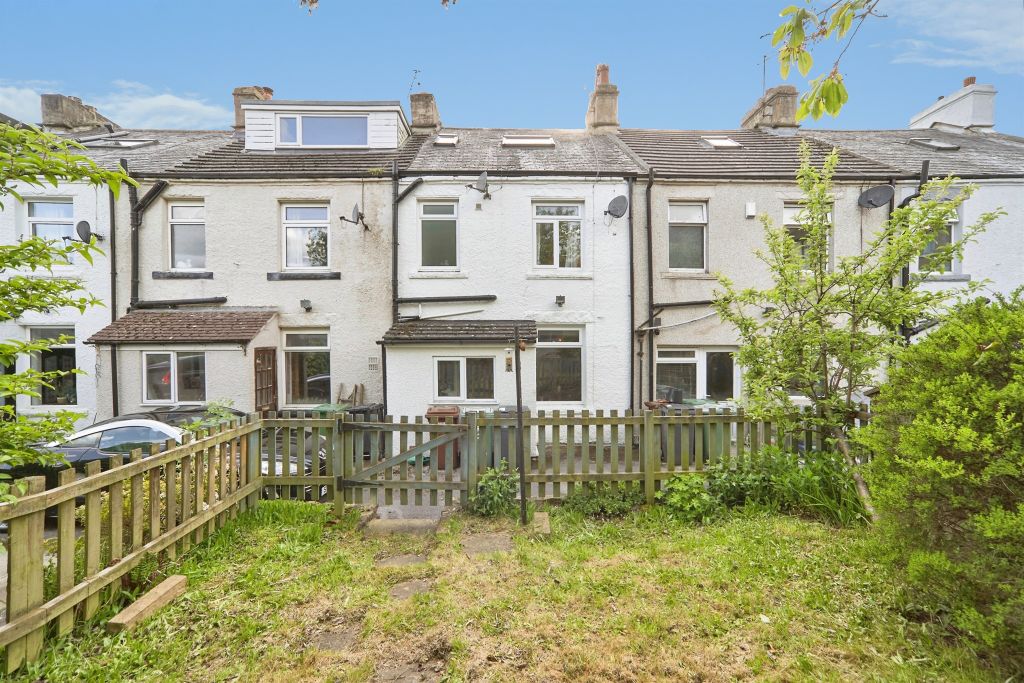 Property photo 1 of 14 Outside