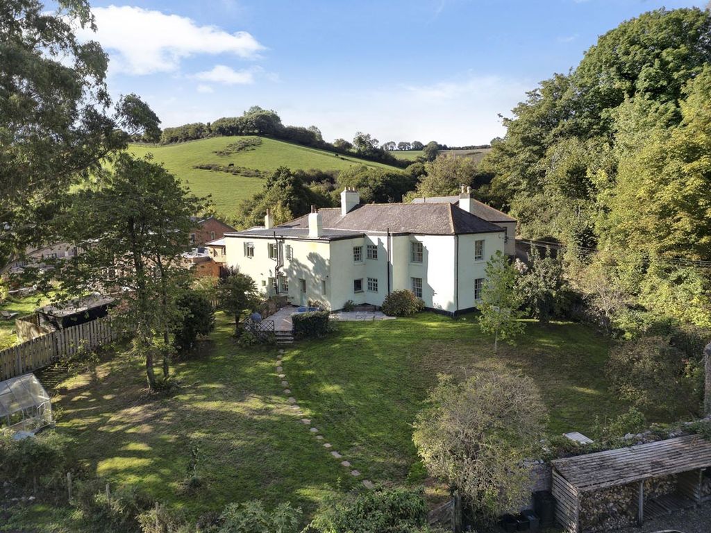 Property photo 1 of 34